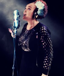 cafe singer alternate.jpg