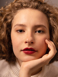 model head shot.jpg model head shot.jpg