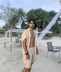 beachwalker edited blurred cropped.jpg