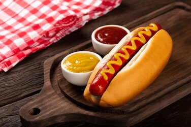 hot-dog-with-ketchup-yellow-mustard_434193-741.jpg
