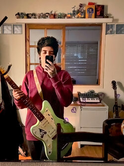 Guitar-strap.jpg Guitar-strap.jpg