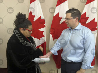 FqZqbUxaAAAh8ti copy.jpg