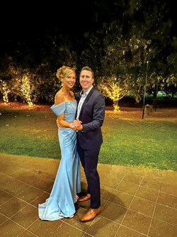 Couple.jpg Couple.jpg