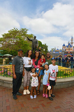 Moved green person.jpg