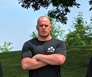 GuUUgxyWwAA6lk6 (1).jpg