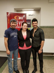 WomanTwoMen_01FF.jpg WomanTwoMen_01FF.jpg