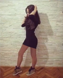 chica piernas Final.jpg