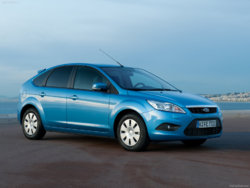 Ford-Focus_ECOnetic-2010-1600-06.jpg
