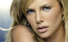 ws_Portrait_of_Charlize_1920x1200.png