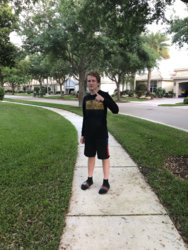 vacaycasual2f.jpg vacaycasual2f.jpg