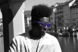 glassesbwpurple.jpg glassesbwpurple.jpg