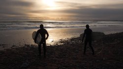 Xmas Eve Surf.jpg Xmas Eve Surf.jpg