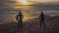 Xmas-Eve-SurfJ-adj.jpg Xmas-Eve-SurfJ-adj.jpg